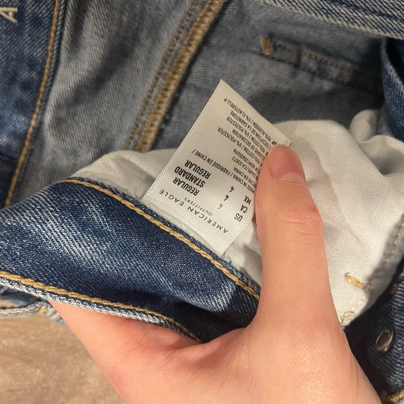 American Eagle Mom Jeans - Picture 3 of 3